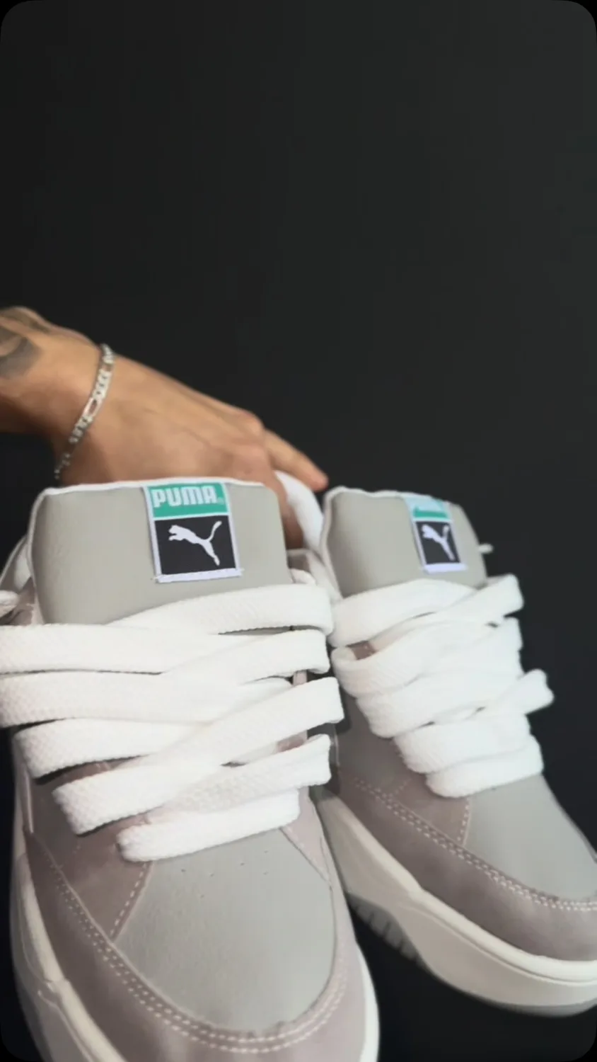 Puma 180 cinza, ângulo 1 de 3